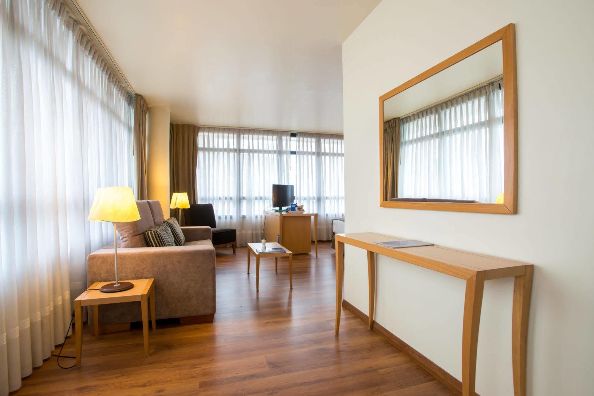 Tryp Montevideo Hotel 외부 사진