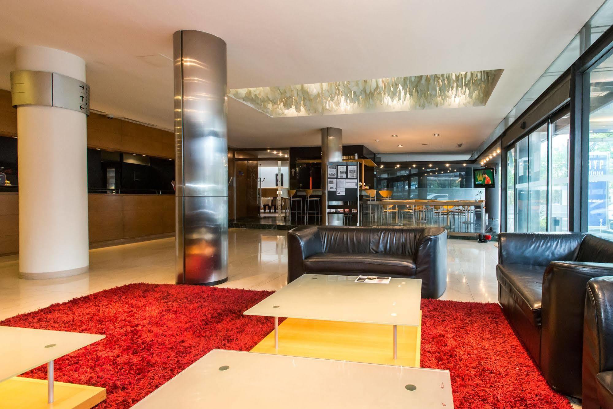Tryp Montevideo Hotel 외부 사진
